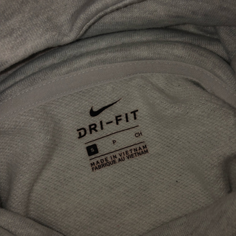Nike logo pullover - Picture 3 of 3